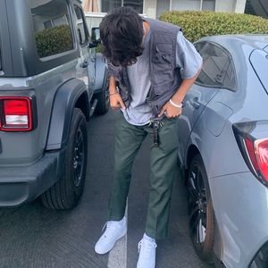 Meet your Posher, Andres